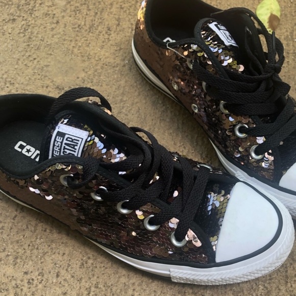 Converse Shoes - 🎊🎉🍾HP🎊🎉🍾Sequined CONVERSE sneakers